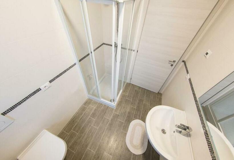 דירת פנטהאוז 1 חדרי שינה, Residenza Pastrengo