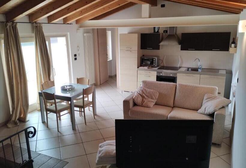 דירת פנטהאוז 1 חדרי שינה, Residenza Pastrengo