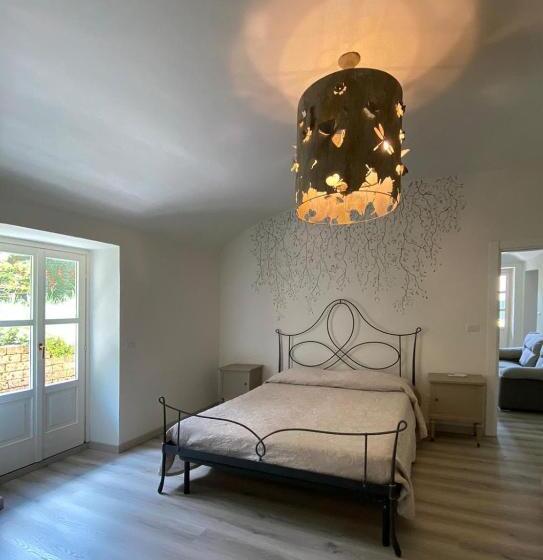 إستوديو قياسى سرير كينج, Novecento Charming Room