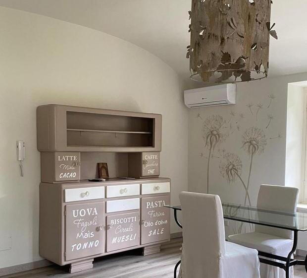 스탠다드 스튜디오 킹침대, Novecento Charming Room