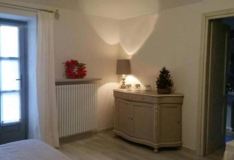 غرفة إقتصادية, Novecento Charming Room