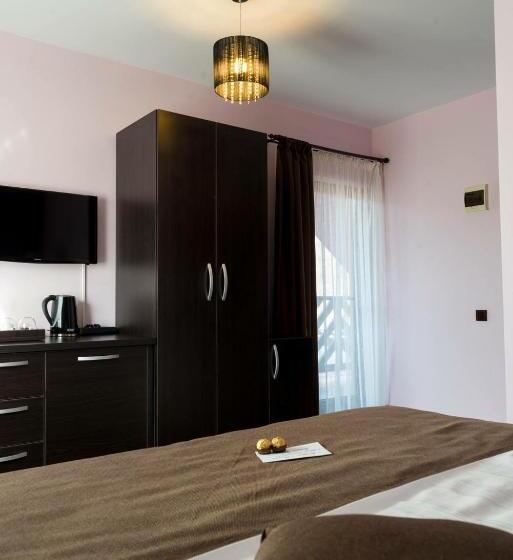 חדר סטנדרט, Pridvorul Haiducilor