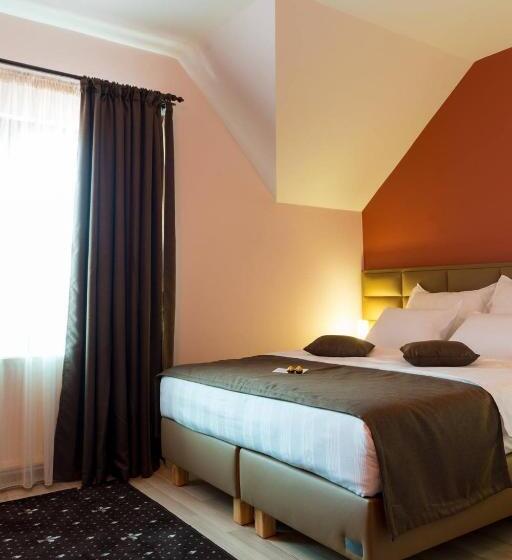 חדר סטנדרט, Pridvorul Haiducilor