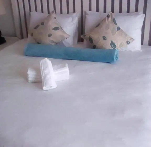 デラックスルーム, Lucolo Palace B&b   Mthatha