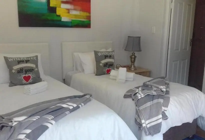 スタンダードルーム, Lucolo Palace B&b   Mthatha