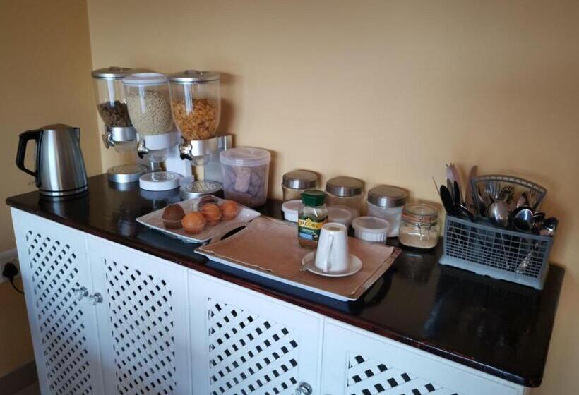 חדר סטנדרט, Lucolo Palace B&b   Mthatha