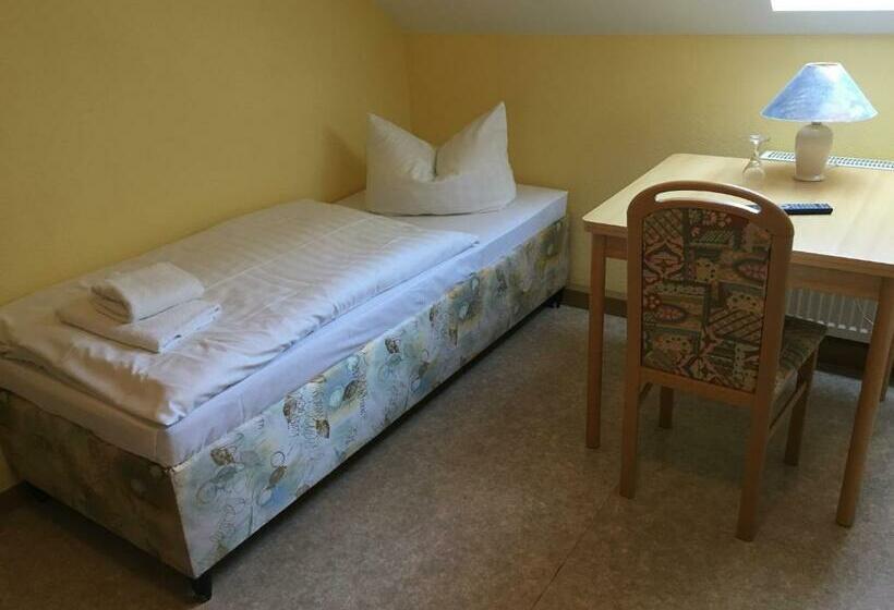 이코노미 룸 공용욕실, Hopfengrund