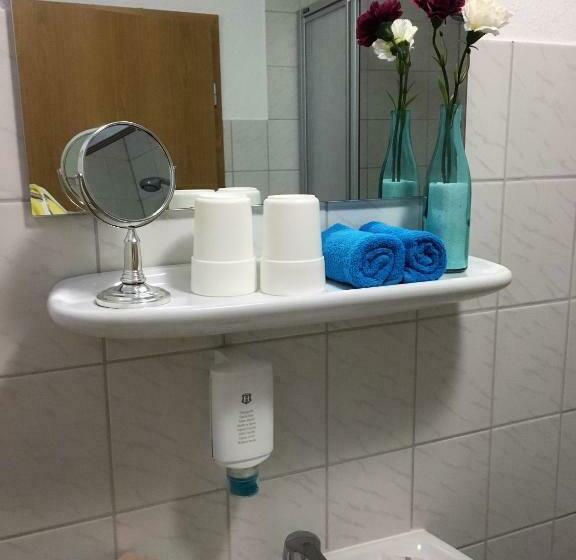 스탠다드 룸, Hopfengrund