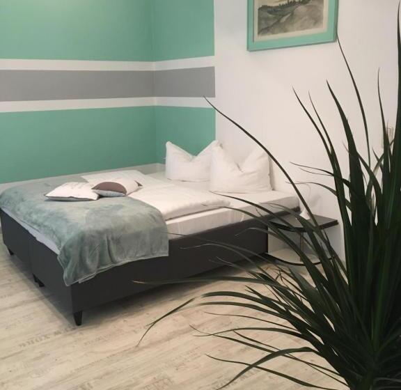 수피리어 룸, Hopfengrund