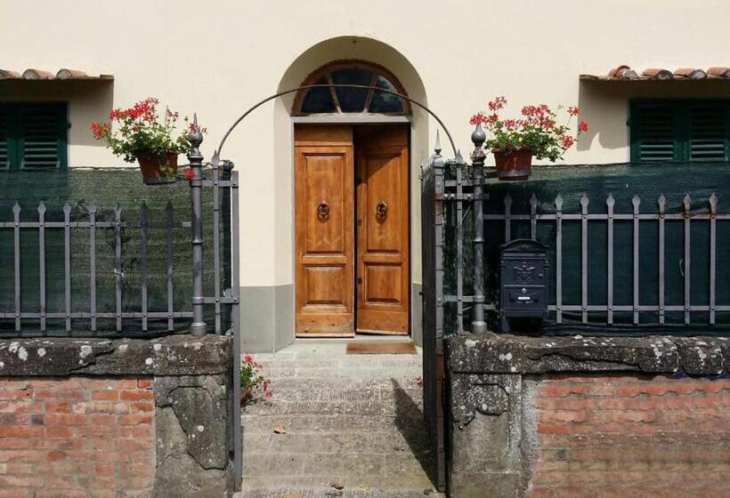 Standard room with outdoor bath, La Stazione Per Dormire Guest House