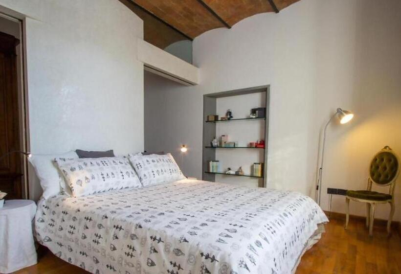 Standard room with outdoor bath, La Stazione Per Dormire Guest House