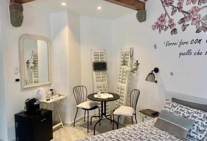 اتاق لوکس, Addicted To Paradise B&b