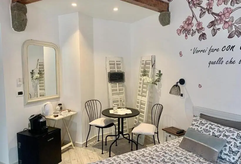 اتاق لوکس, Addicted To Paradise B&b