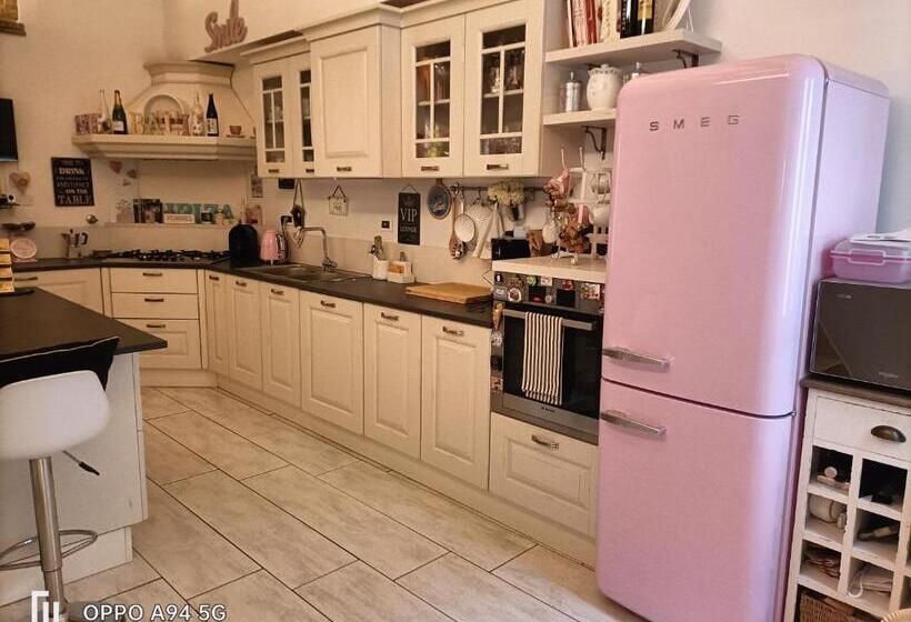 سوییت جونیور لوکس, Addicted To Paradise B&b