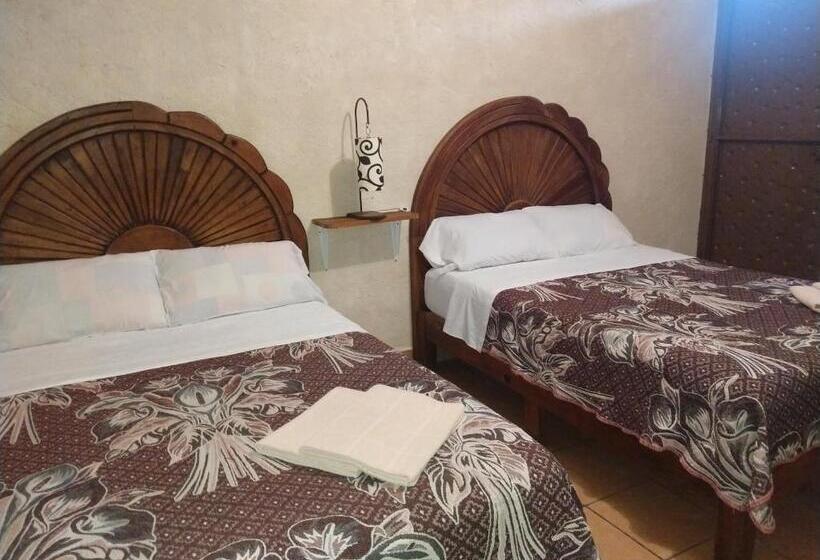Четырехместный Номер Стандарт, Hospedaje San Antonio Tepoztlán