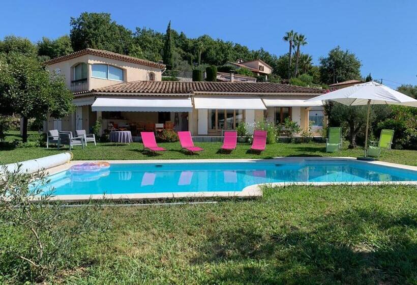 스탠다드 룸 가든 전망, Bed & Breakfast Les Lillas