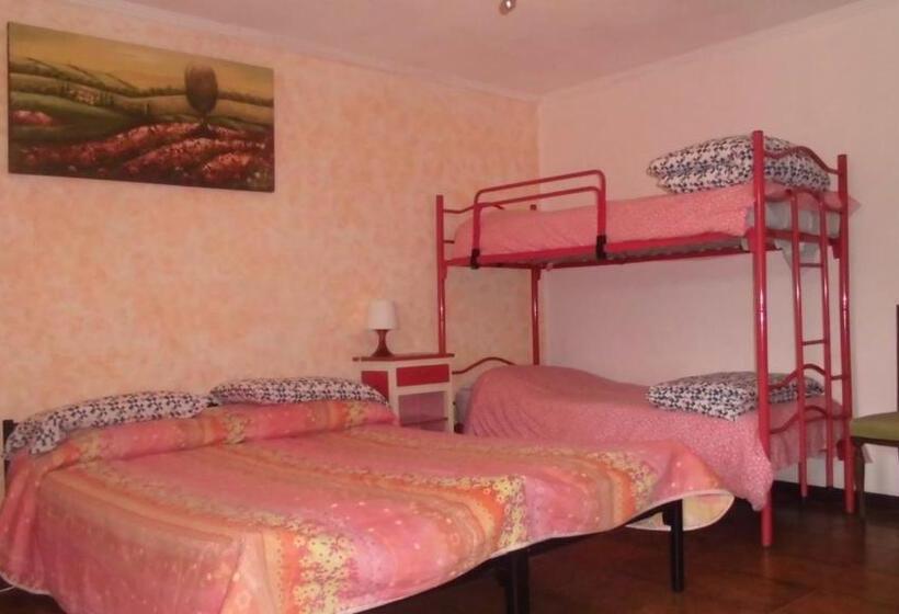 חדר סטנדרט לארבעה, Agriturismo Fiorendo