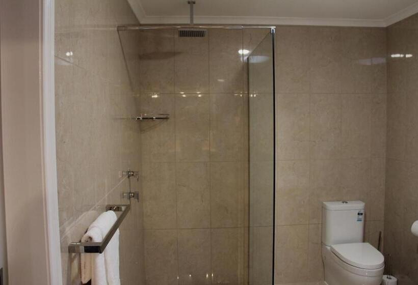 디럭스 스위트, Lure Bed And Breakfast