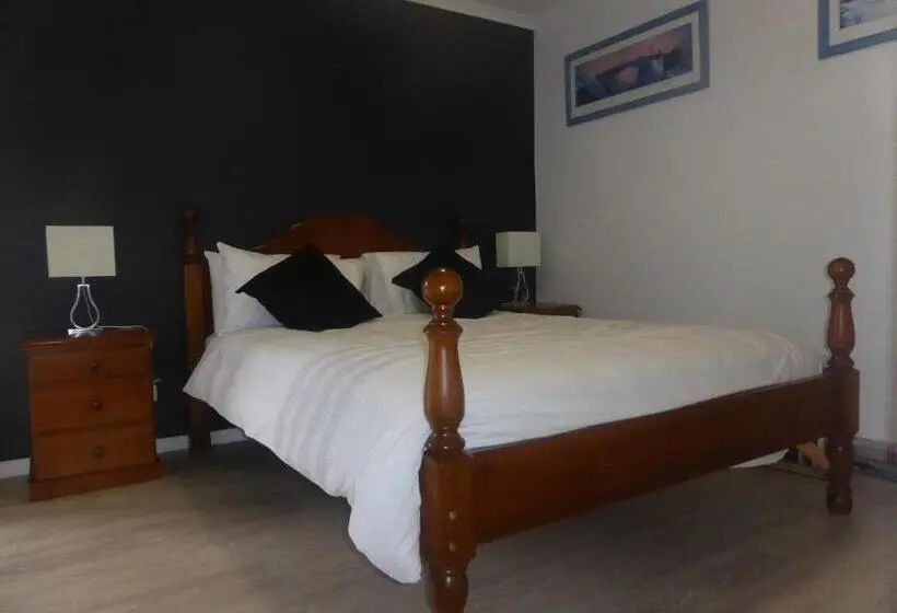 デラックススイート, Lure Bed And Breakfast