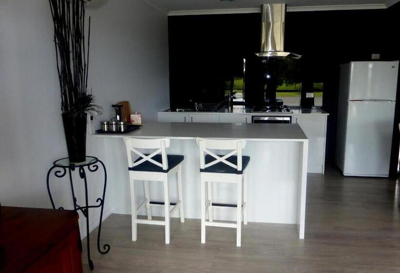 디럭스 스위트, Lure Bed And Breakfast