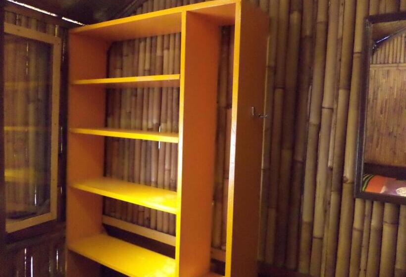 Номер Economy, Topi Inn