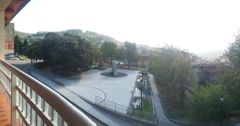 חדר סטנדרט עם מרפסת, B&b S Apposentu