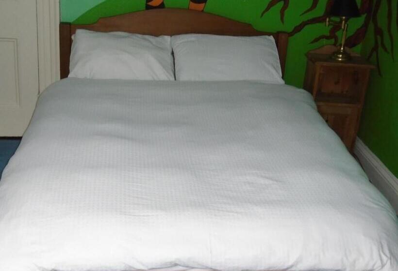 חדר אקונומי, Ballynona House