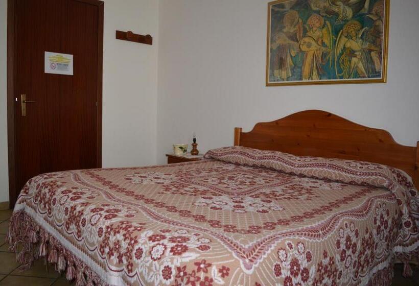 חדר סטנדרט, Dulcamara