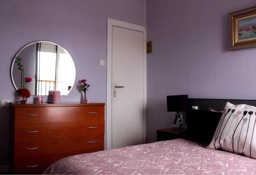 اتاق استاندارد با سرویس بهداشتی مشترک, Villa Floren Castro Urdiales