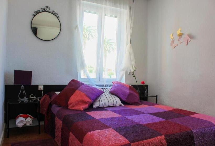 اتاق استاندارد با سرویس بهداشتی مشترک, Villa Floren Castro Urdiales