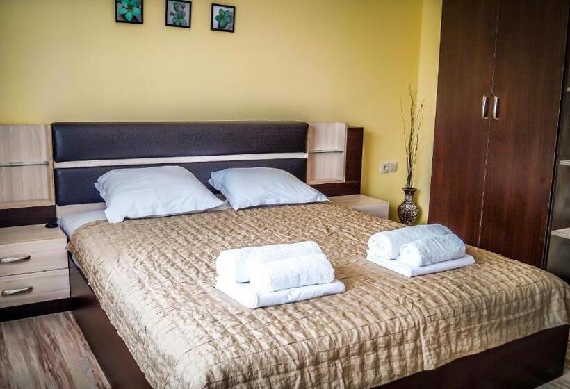 带1个卧室带花园景观的公寓, Guest House Meridi