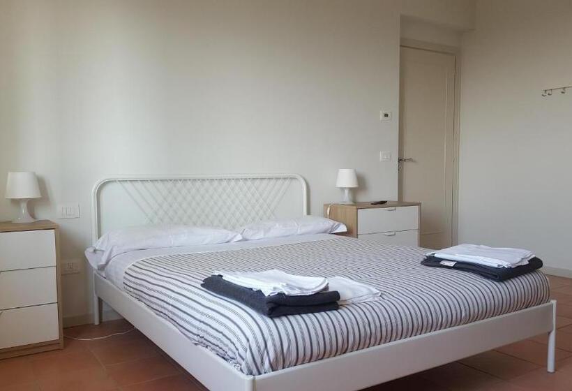 스탠다드 룸, La Tortora