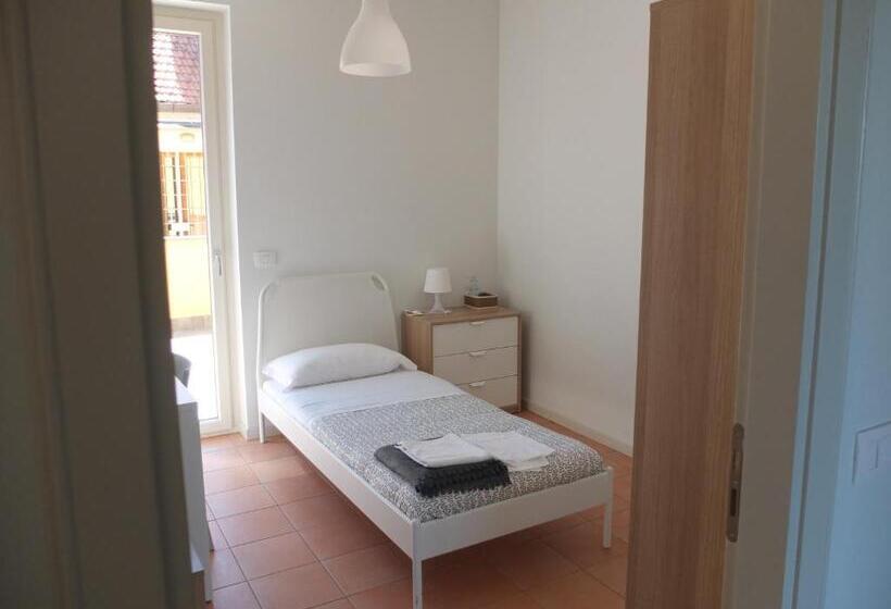 침실 2개 스위트, La Tortora