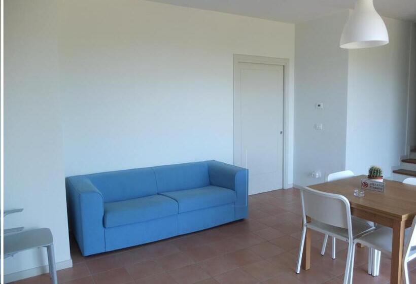 스탠다드 룸, La Tortora