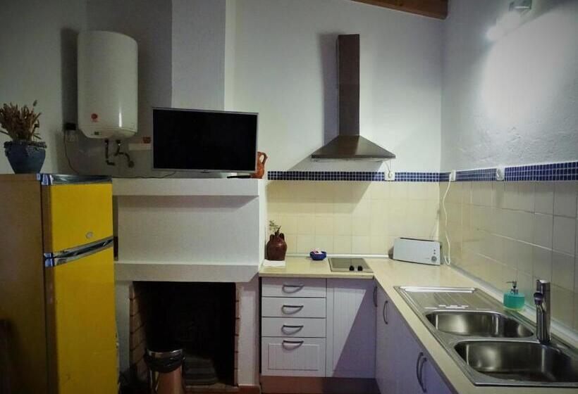 סוויטה, Monte Sol Ar Do Farol