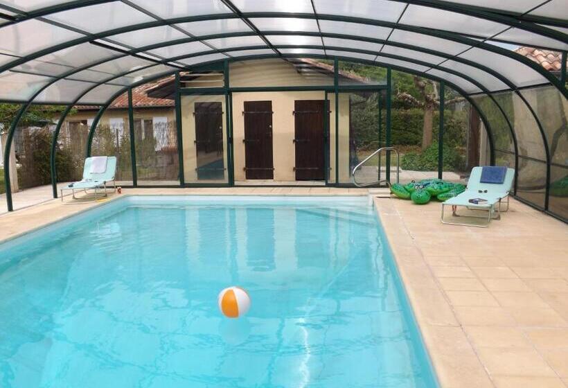 جناح, Sans Souci