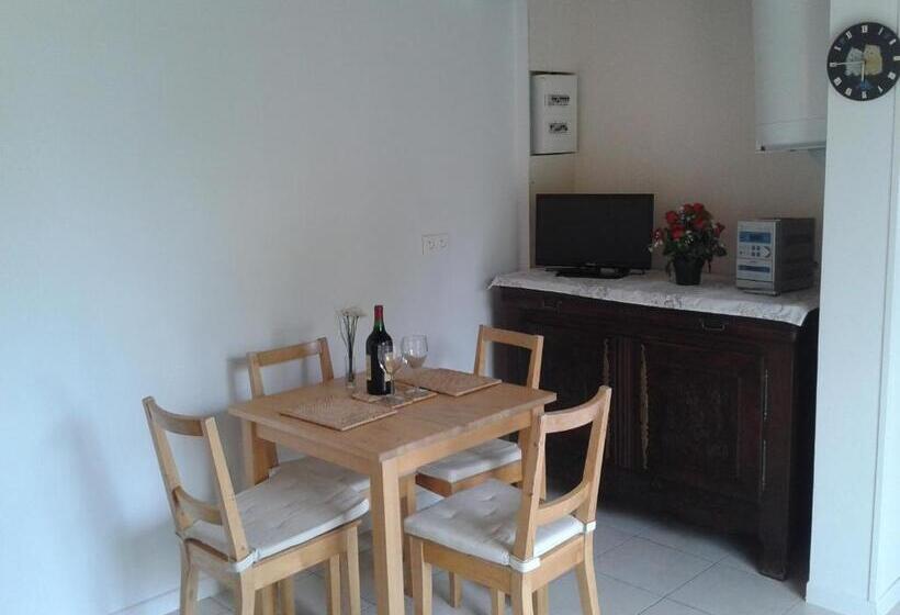 شاليه غرفة نوم واحدة, Sans Souci