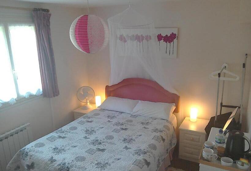 جناح, Sans Souci