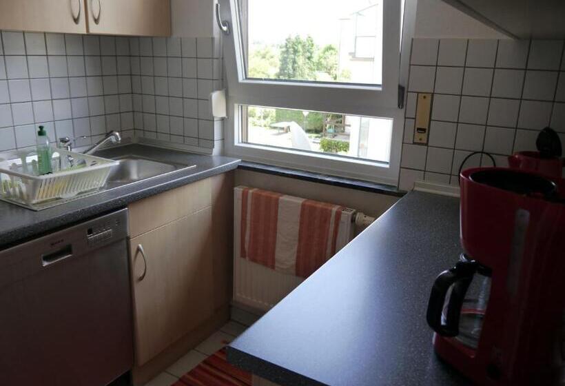 スタンダードルーム, Punkrock Harbour Pension Bähr