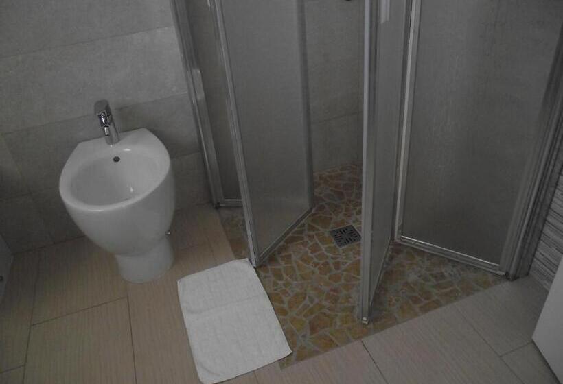 חדר סטנדרט לשלושה, B&b Olganna