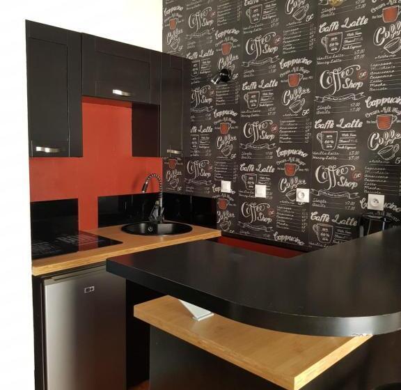 Студия Стандарт, Chez Laurence