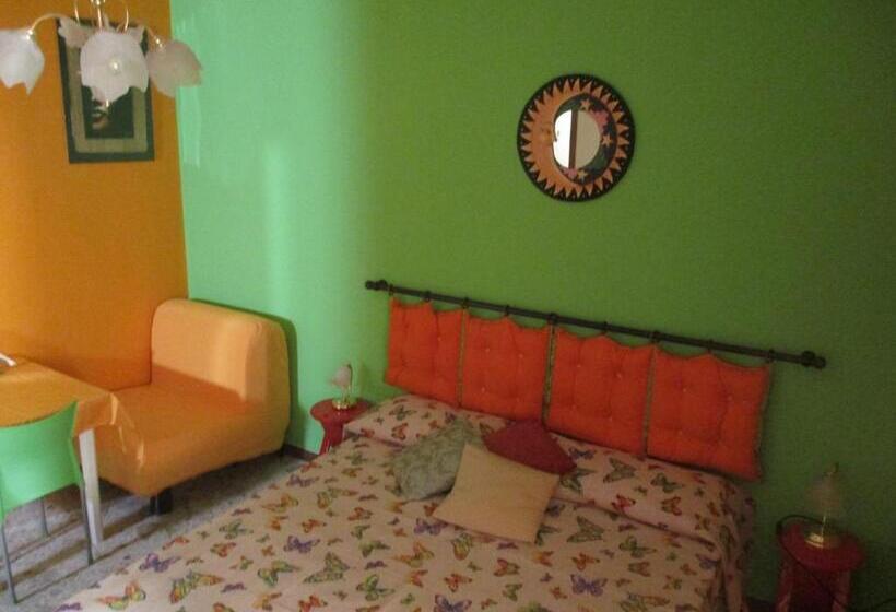 اتاق استاندارد چهار تخته, Daniel And James