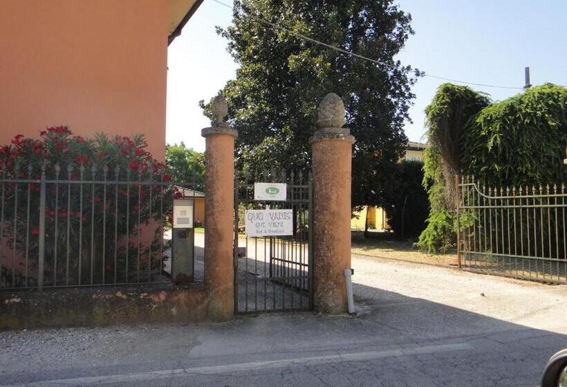 اتاق لوکس خانوادگی, Quo Vadis Qui Vieni