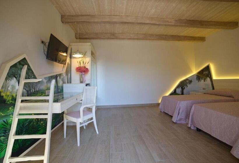 Номер Стандарт Вид на Сад, Agriturismo Frantoio Mafrica
