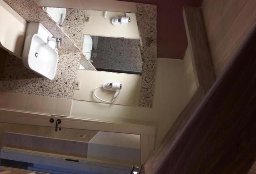 带露台的小型套房, Agriturismo Frantoio Mafrica