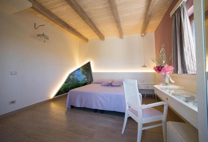 Полулюкс Одноместный с Террасой, Agriturismo Frantoio Mafrica