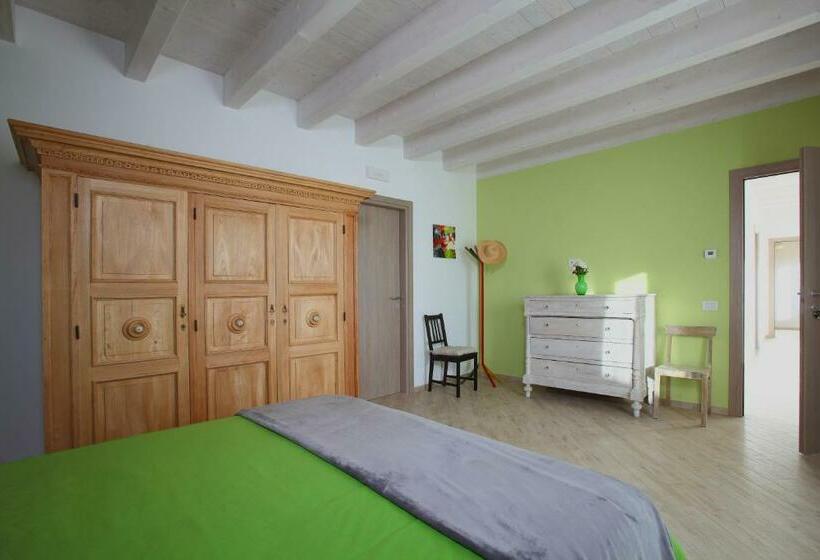 חדר סטנדרט, Cascinetta32