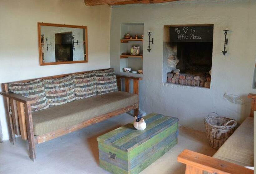 Dom 2 Sypialnie, Die Hoenderhok And Die Plaashuisie