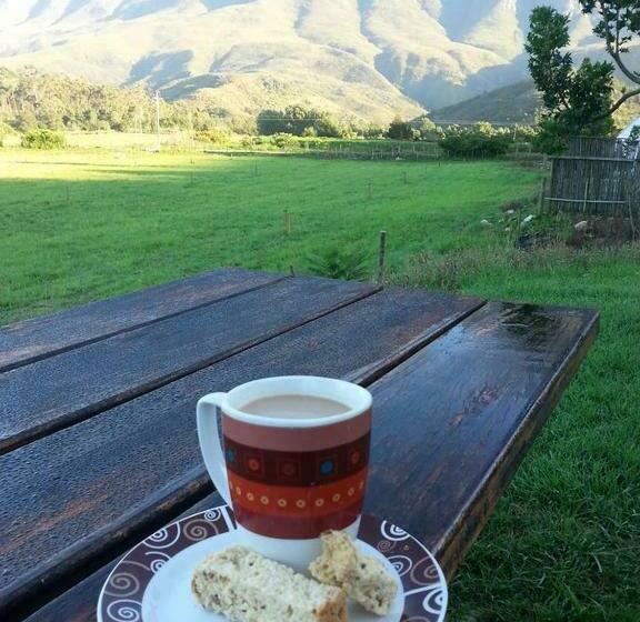 Dom 2 Sypialnie, Die Hoenderhok And Die Plaashuisie