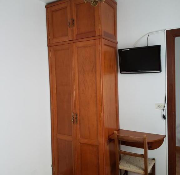 اتاق عادی یک تخته, A Vianda